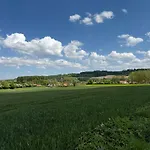 Des Prairies Du Val Feriehus *